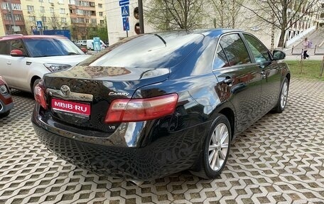 Toyota Camry, 2011 год, 950 000 рублей, 1 фотография
