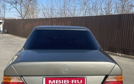 Mercedes-Benz W124, 1987 год, 450 000 рублей, 6 фотография