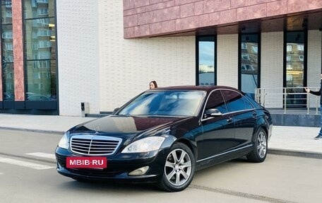 Mercedes-Benz S-Класс, 2007 год, 945 000 рублей, 9 фотография