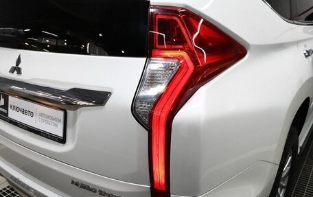 Mitsubishi Pajero Sport III рестайлинг, 2020 год, 3 350 000 рублей, 6 фотография