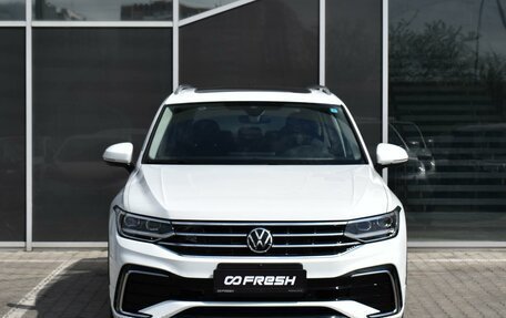 Volkswagen Tiguan II, 2023 год, 5 350 000 рублей, 3 фотография
