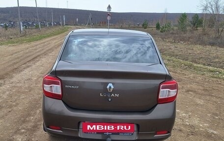 Renault Logan II, 2018 год, 950 000 рублей, 4 фотография