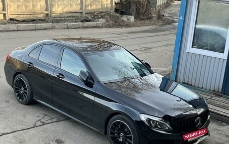 Mercedes-Benz C-Класс, 2017 год, 3 300 000 рублей, 5 фотография