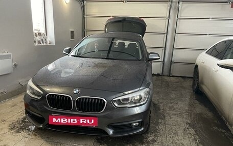 BMW 1 серия, 2017 год, 2 600 000 рублей, 4 фотография