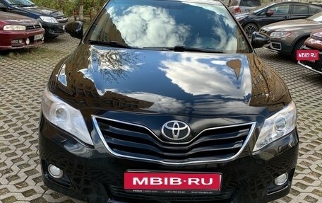 Toyota Camry, 2011 год, 950 000 рублей, 3 фотография