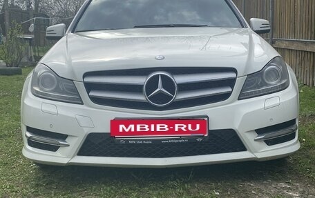 Mercedes-Benz C-Класс, 2012 год, 1 600 000 рублей, 2 фотография