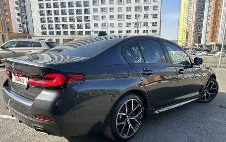 BMW 5 серия, 2022 год, 6 790 000 рублей, 4 фотография