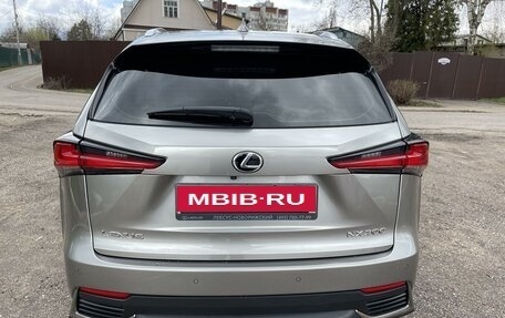 Lexus NX I, 2017 год, 3 650 000 рублей, 10 фотография