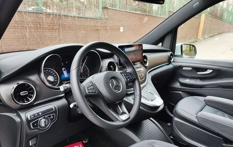 Mercedes-Benz V-Класс, 2020 год, 8 200 000 рублей, 14 фотография