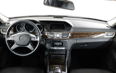 Mercedes-Benz E-Класс, 2013 год, 2 497 000 рублей, 12 фотография