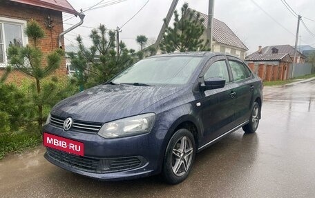 Volkswagen Polo VI (EU Market), 2012 год, 945 000 рублей, 2 фотография