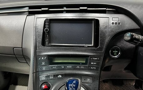 Toyota Prius, 2010 год, 1 199 000 рублей, 14 фотография