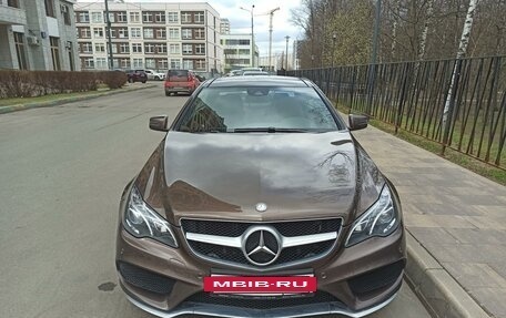 Mercedes-Benz E-Класс, 2015 год, 2 950 000 рублей, 4 фотография