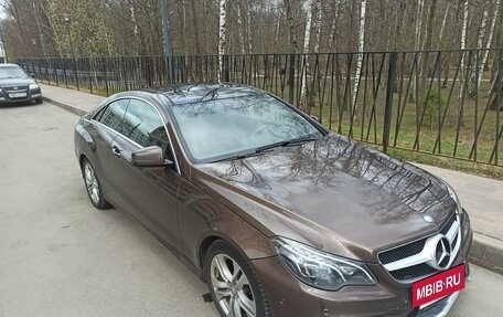 Mercedes-Benz E-Класс, 2015 год, 2 950 000 рублей, 5 фотография