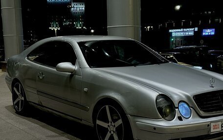 Mercedes-Benz CLK-Класс, 1998 год, 585 000 рублей, 2 фотография