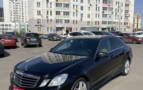 Mercedes-Benz E-Класс, 2010 год, 1 600 000 рублей, 2 фотография
