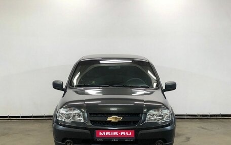 Chevrolet Niva I рестайлинг, 2018 год, 878 000 рублей, 2 фотография