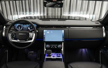 Land Rover Range Rover IV рестайлинг, 2022 год, 24 974 000 рублей, 7 фотография