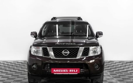 Nissan Pathfinder, 2012 год, 1 695 000 рублей, 2 фотография