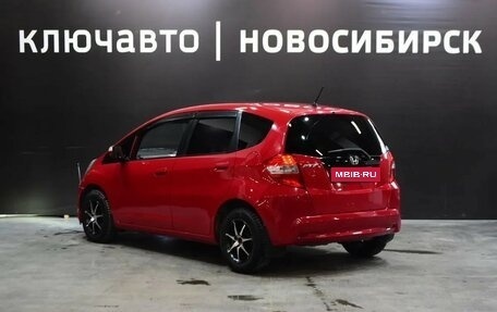 Honda Fit III, 2012 год, 760 000 рублей, 3 фотография
