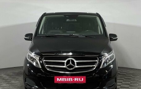Mercedes-Benz V-Класс, 2016 год, 3 327 000 рублей, 2 фотография