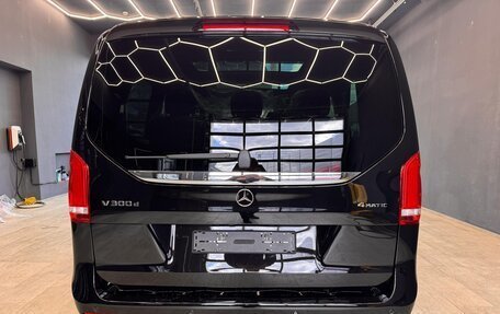 Mercedes-Benz V-Класс, 2023 год, 13 700 000 рублей, 5 фотография