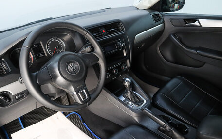Volkswagen Jetta VI, 2012 год, 1 219 000 рублей, 10 фотография