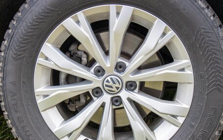 Volkswagen Tiguan II, 2018 год, 2 990 000 рублей, 37 фотография