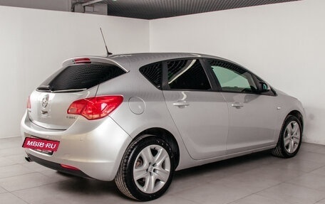 Opel Astra J, 2011 год, 749 400 рублей, 7 фотография