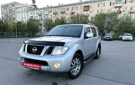 Nissan Pathfinder, 2012 год, 1 880 000 рублей, 3 фотография