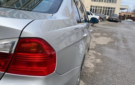 BMW 3 серия, 2005 год, 900 000 рублей, 2 фотография
