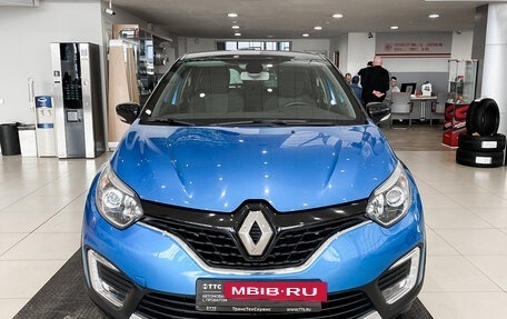 Renault Kaptur I рестайлинг, 2018 год, 2 037 000 рублей, 2 фотография