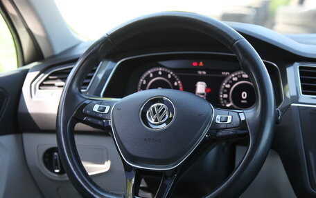 Volkswagen Tiguan II, 2018 год, 2 750 000 рублей, 12 фотография