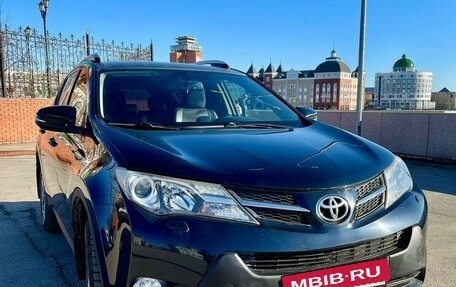 Toyota RAV4, 2015 год, 2 180 000 рублей, 15 фотография