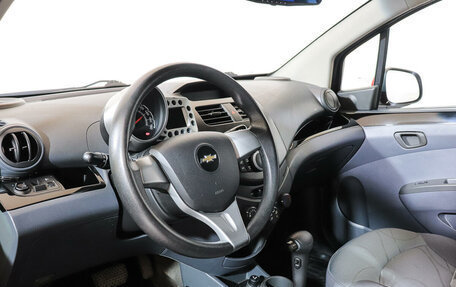 Chevrolet Spark III, 2013 год, 895 000 рублей, 13 фотография