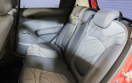 Chevrolet Spark III, 2013 год, 895 000 рублей, 10 фотография