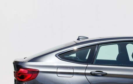 BMW 3 серия, 2019 год, 3 299 000 рублей, 13 фотография