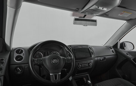 Volkswagen Tiguan I, 2011 год, 1 043 000 рублей, 7 фотография