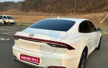 Hyundai Grandeur, 2020 год, 2 200 000 рублей, 3 фотография