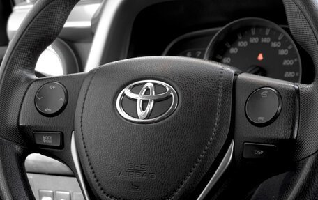 Toyota RAV4, 2014 год, 2 699 000 рублей, 12 фотография