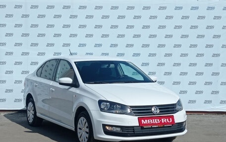 Volkswagen Polo VI (EU Market), 2017 год, 1 099 000 рублей, 3 фотография