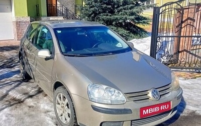 Volkswagen Golf V, 2004 год, 425 000 рублей, 1 фотография