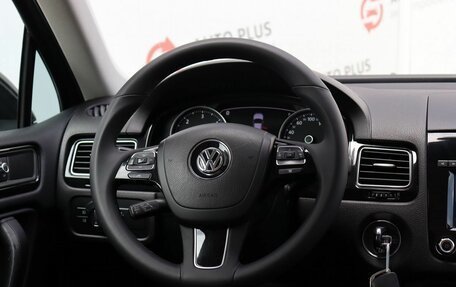 Volkswagen Touareg III, 2012 год, 2 829 000 рублей, 11 фотография