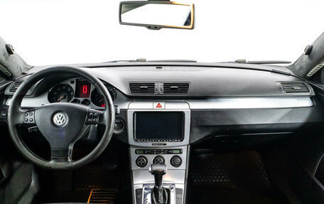 Volkswagen Passat B6, 2006 год, 529 789 рублей, 13 фотография