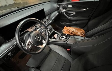 Mercedes-Benz E-Класс, 2020 год, 5 100 000 рублей, 13 фотография