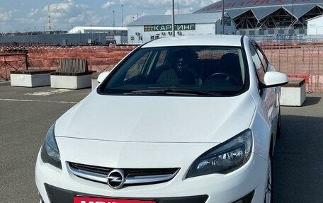 Opel Astra J, 2014 год, 1 250 000 рублей, 8 фотография