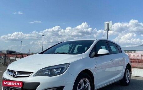 Opel Astra J, 2014 год, 1 250 000 рублей, 3 фотография