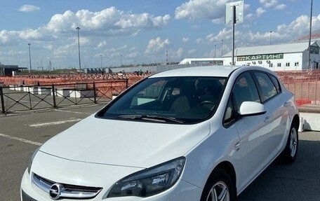 Opel Astra J, 2014 год, 1 250 000 рублей, 24 фотография