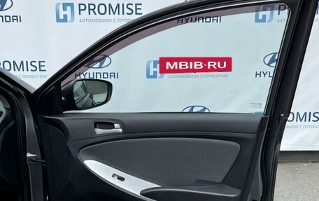 Hyundai Solaris II рестайлинг, 2011 год, 720 000 рублей, 5 фотография