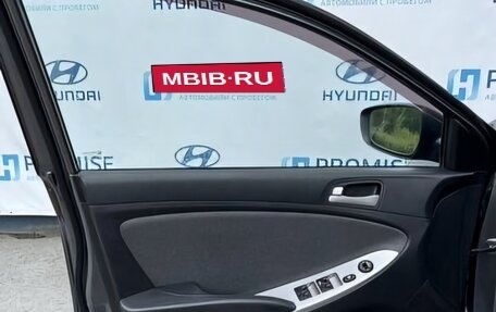 Hyundai Solaris II рестайлинг, 2011 год, 720 000 рублей, 6 фотография